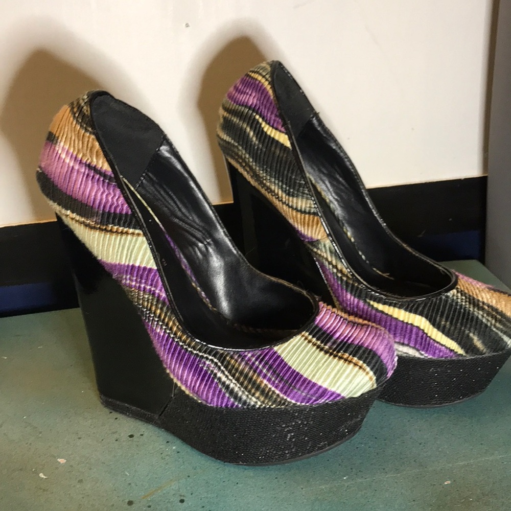 Liliana 6” multi colored platforms